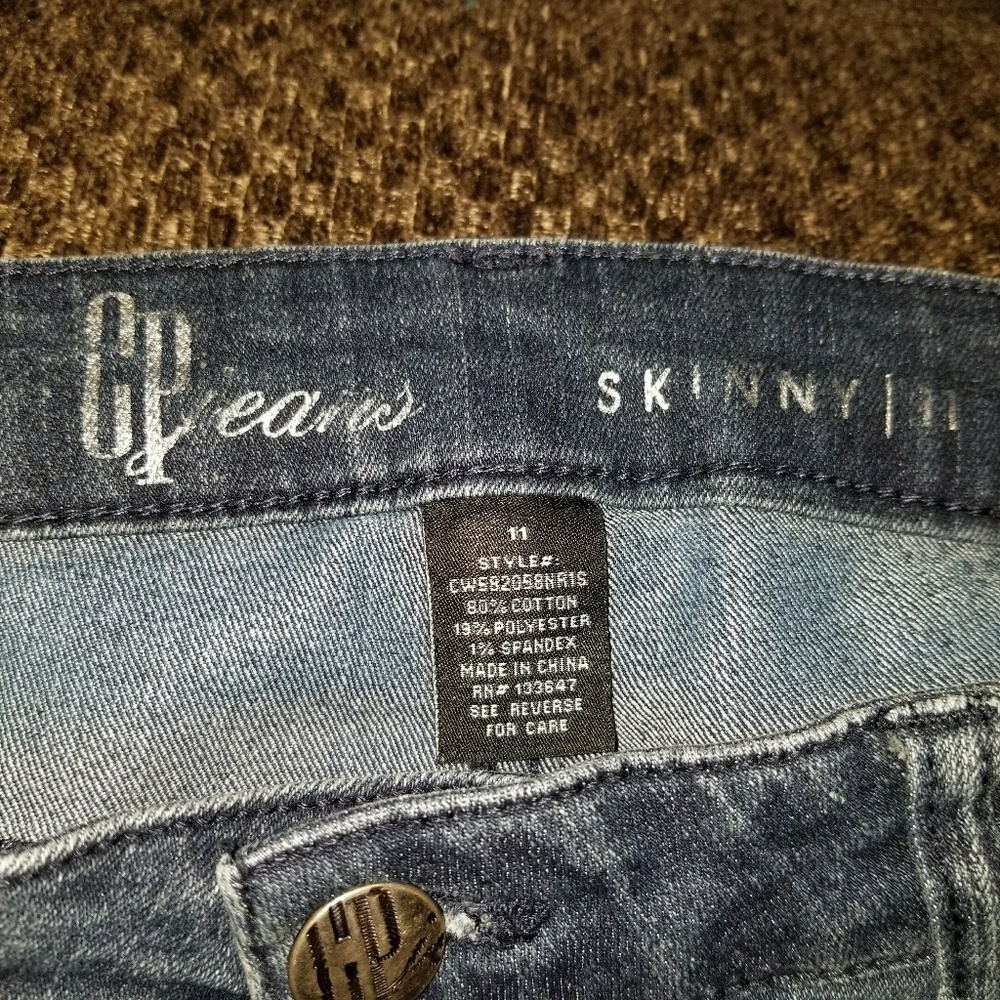 Jeans - Picture 2 of 3